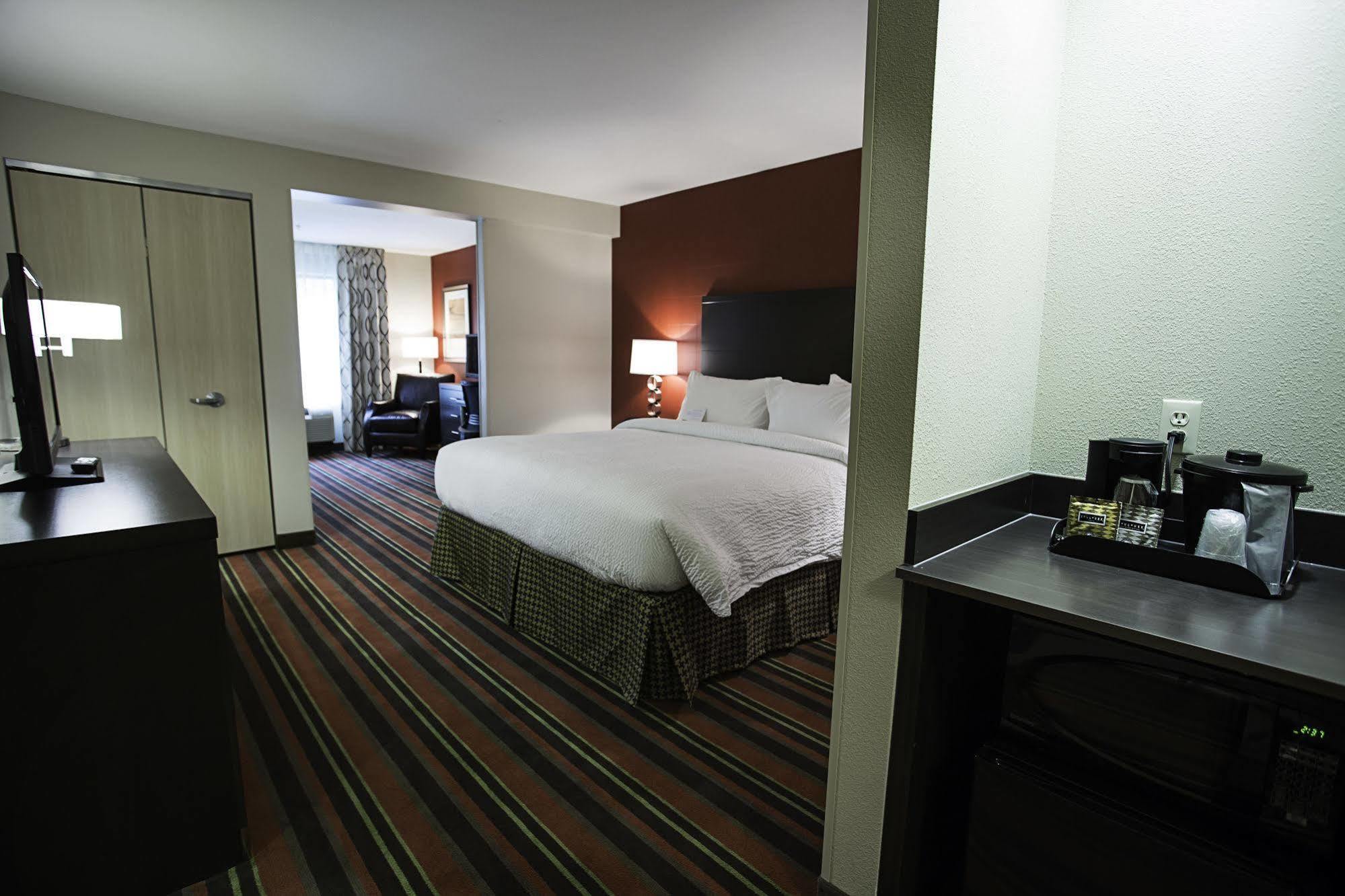 Fairfield Inn & Suites By Marriott Moscow Exteriör bild